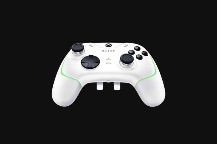 consola blanco Razer croma de lobezno v2 LTD6Z161