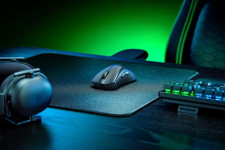 ratones negro Razer ádder v3 pro LTD6Z38