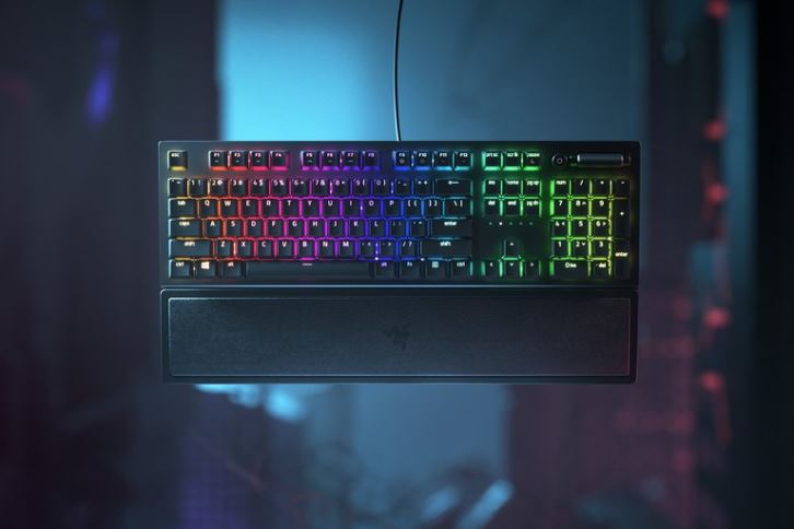 teclado negro Razer blackwidow v3 - interruptor amarillo - nosotros LTD6Z61