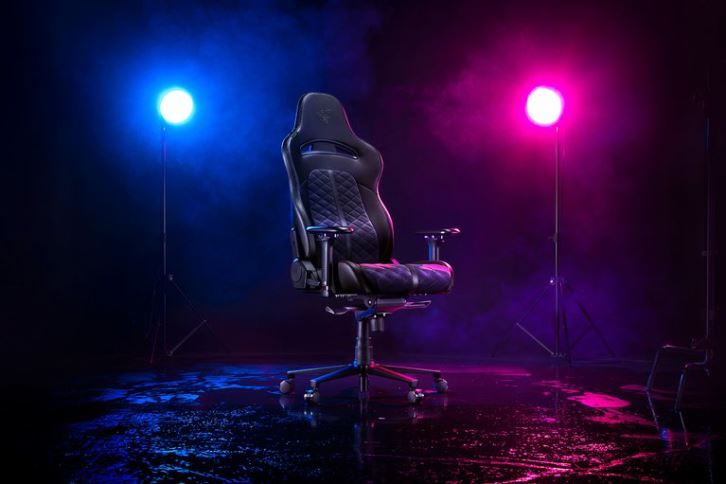 silla de juego negro Razer enki LTD6Z132